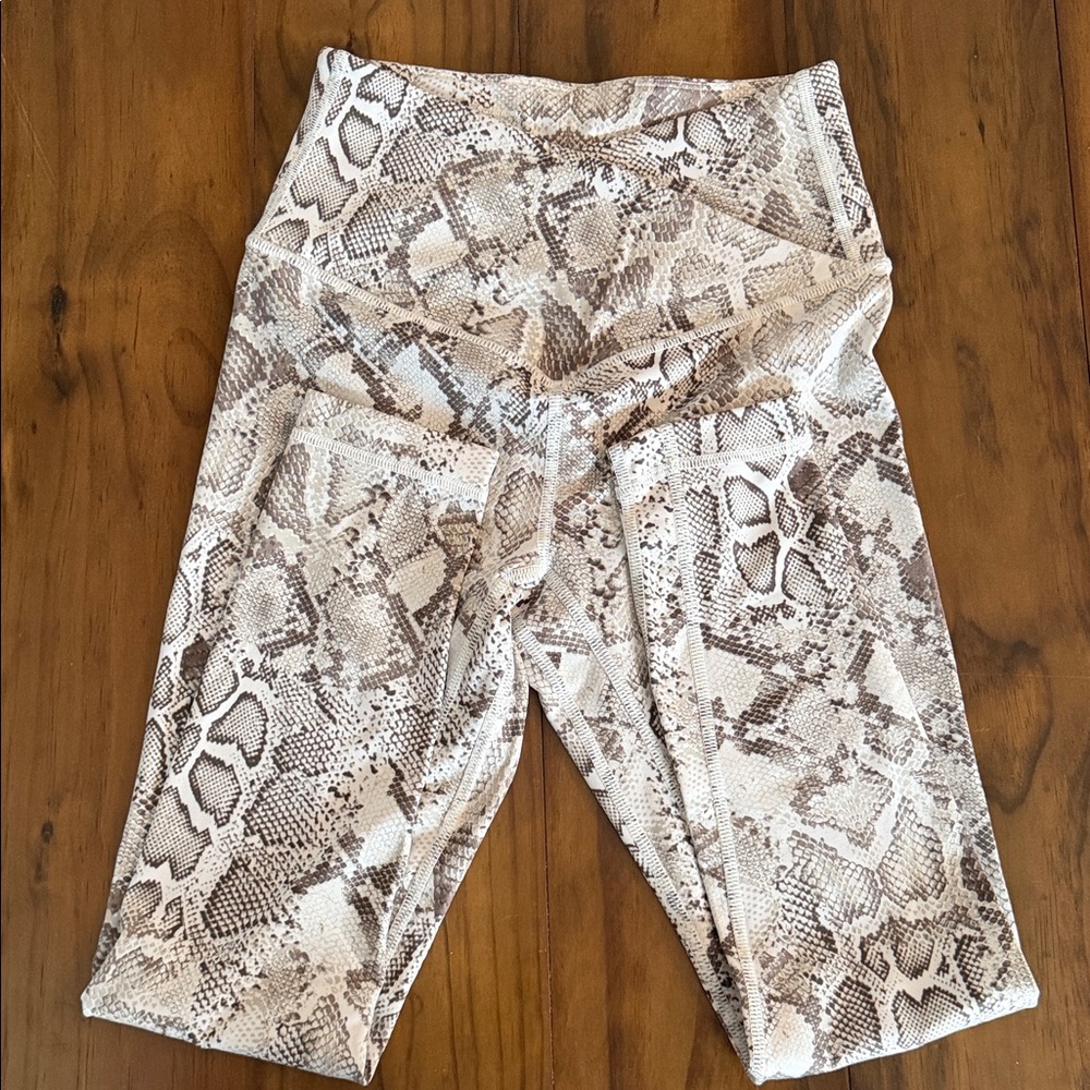 Victoria's Secret Brown and Cream Patterned Leggings